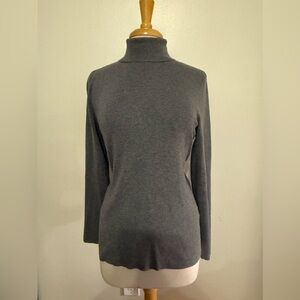 Chicos grey cashmere blend turtleneck size 2 (women’s xl)